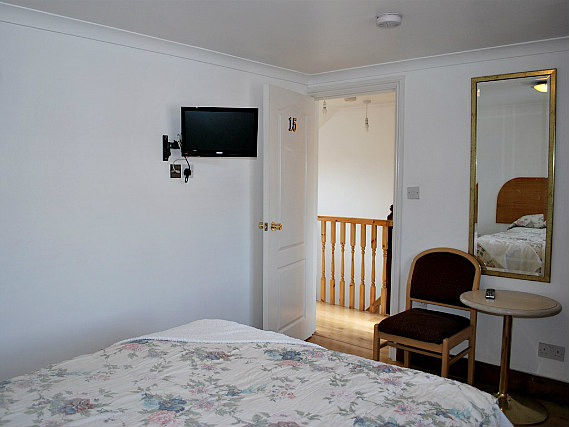 Relax in your room at West London Annexe Rooms