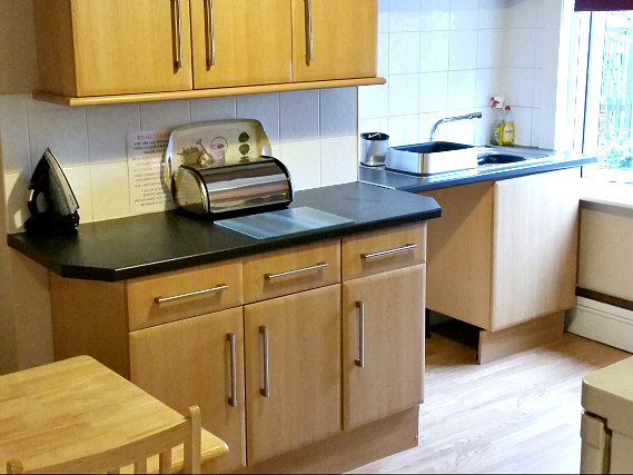 You can eat at Blackheath Bed and Breakfast