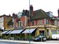 The William IV is located on a main route into Central London with excellent transport links so you can enjoy all London has to offer at leisure