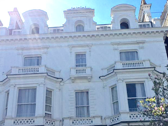 Notting Hill Gate Tube Station is near Bluebells Hotel