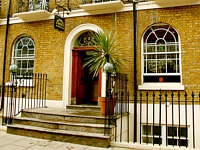 California Hotel London