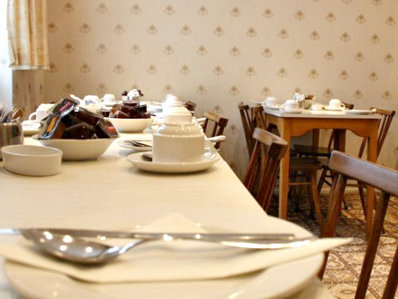 Begin your day with breakfast at Caswell Hotel London Victoria
