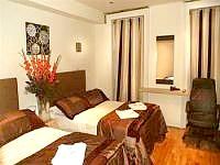 An Ensuite Room at Linden House Hotel