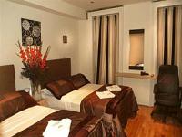 An Ensuite Room at Linden House Hotel