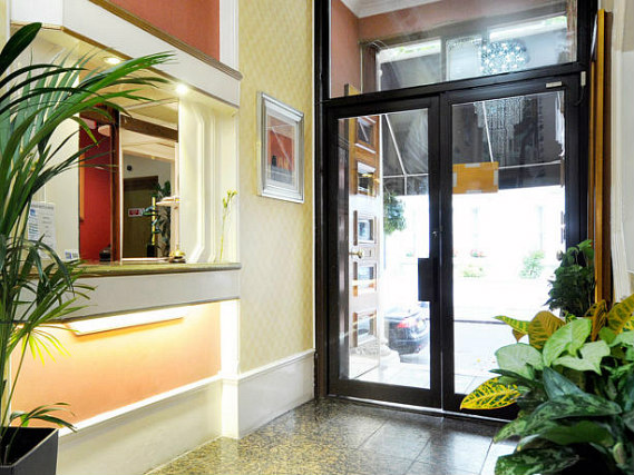 There is a 24-hour reception at Lord Jim Hotel London Kensington