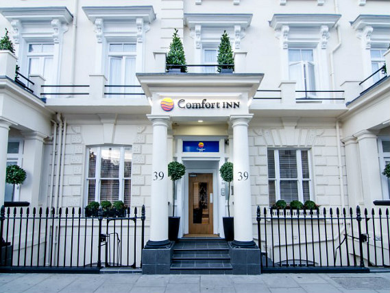 You'll be close to Warwick Square when you stay at Comfort Inn London - Westminster