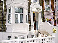 Golden Strand Hotel, Shepherd's Bush
