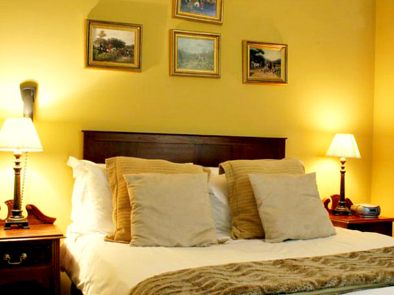 An example of a double at Ambassador Heathrow Hotel