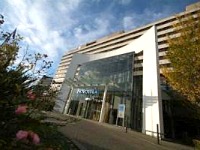 Novotel London West