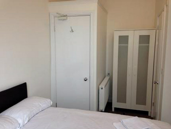 Double room at Amhurst Hotel