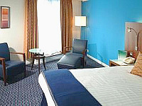 Holiday_Inn_Camden_Lock_Hotel_DoubleRoom.jpg