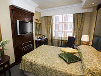 A Typical Double Room at Kensington Town House
