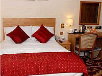 A typical double room at Best Western Ilford Hotel