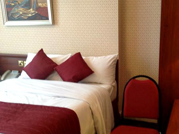 Sleep well at Avon Hotel London