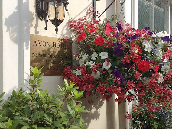 The Avon Hotel London is perfectly placed in London to ensure that you are close by to all the major attractions
