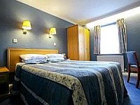 Room at Best Western Cumberland Hotel