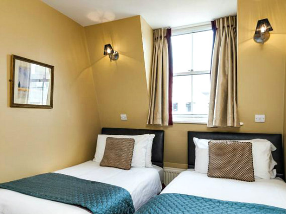 Craven Hotel has twin rooms