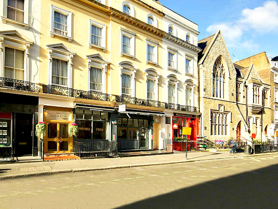 You'll be close to Marble Arch when you stay at Craven Hotel
