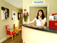 Friendly reception at Comfort Inn Edgware Road