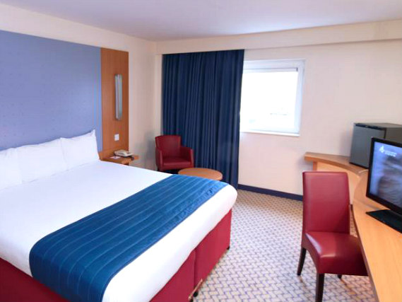 Relax in your room at Secret 3 Star Hotel North London