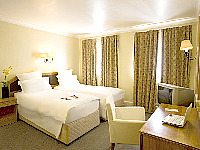 A bright and comfortable twin room
