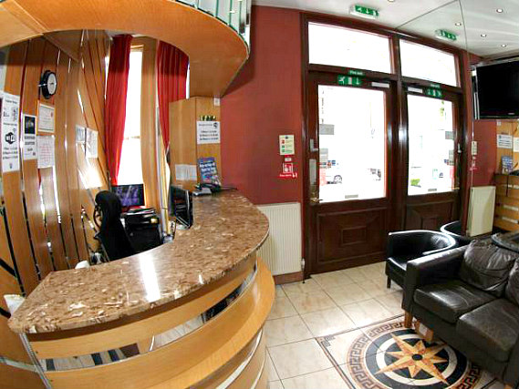 There is a 24-hour reception at Kensington Suite Hotel