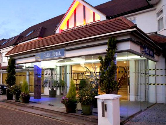 The outside of Best Western Palm Hotel London