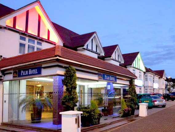 You'll be close to Kenwood House when you stay at Best Western Palm Hotel London