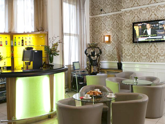 Relax in the bar at Paddington Court Rooms after a busy day