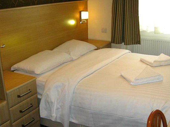 Relax in your room at Mina House Hotel London
