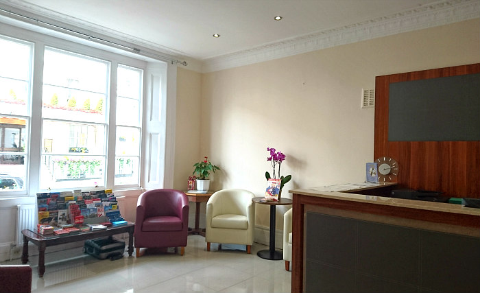 There is a 24-hour reception at Mina House Hotel London