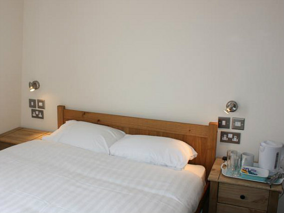 Relax in your room at Earls Court Garden Hostel