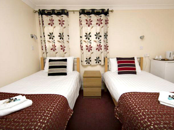 Golden Strand Hotel offers WiFi