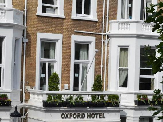 You'll be close to Earls Court Exhibition Centre when you stay at Oxford Hotel London