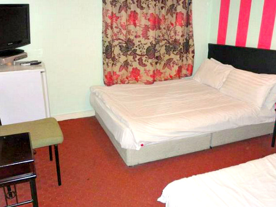 Relax in your room at City View Hotel London
