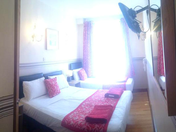 A triple room