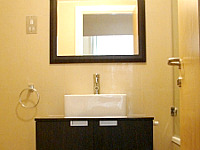 Refurbished en-suite bathroom