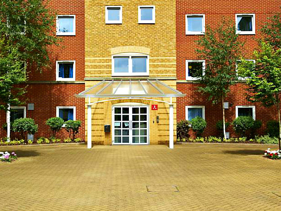 The outside of Great Dover Street Apartment Rooms