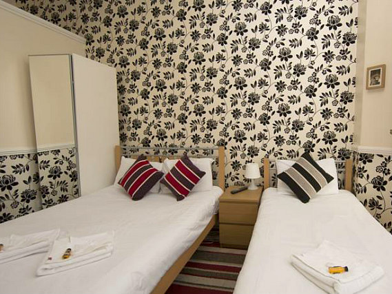 A triple room