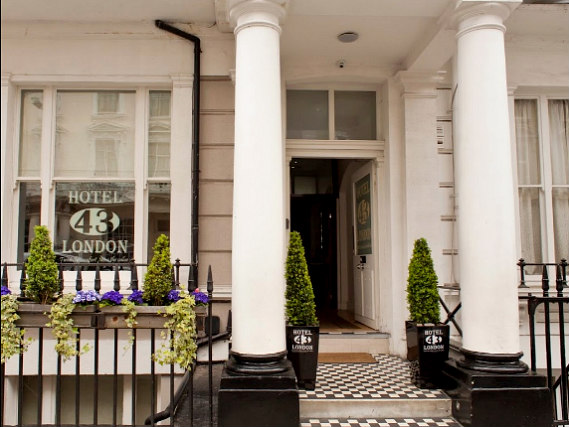 The outside of Hotel 43 London