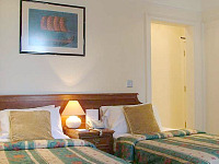 A Twin room at Staunton Hotel
