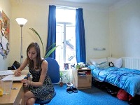 All rooms have a desk and a small ensuite bathroom