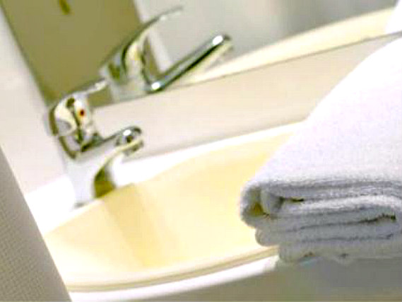 A bathroom at Harrow Hall