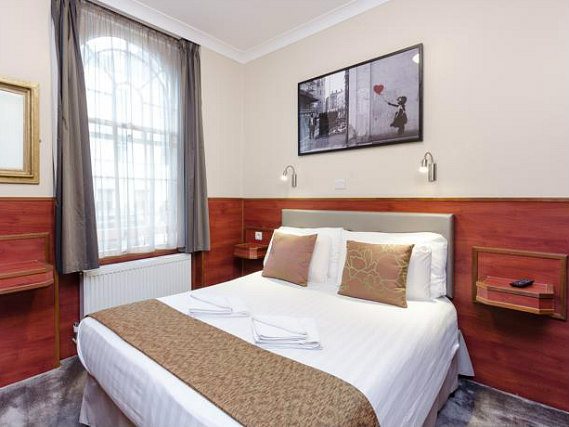 Wardonia Hotel offers WiFi