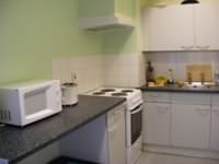 Shared Kitchen at Bankside Quality Rooms