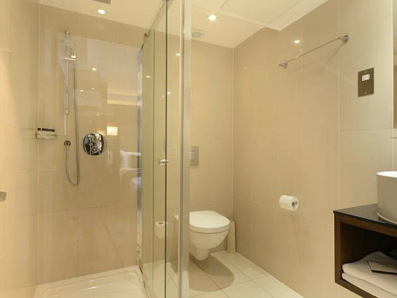 An example of a bathroom at Shaftesbury Kensington Hotel