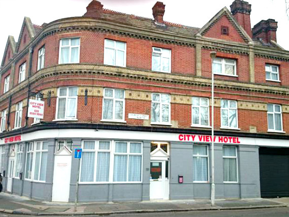 The exterior of City View Hotel Stratford