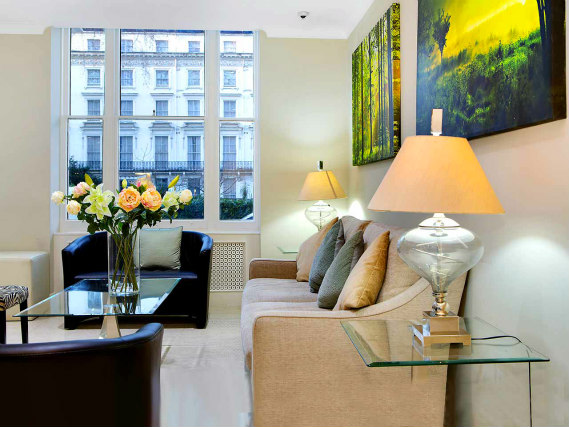 Sofas in a communal area at Bayswater Inn