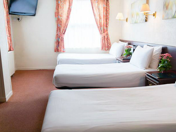 Families and friends can share a triple room