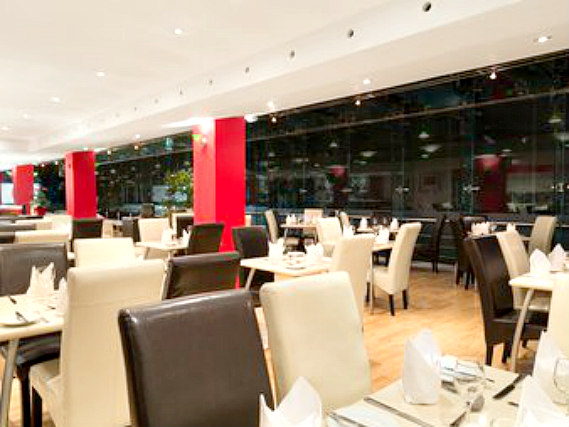 Somewhere to eat at Ramada Hounslow - Heathrow East